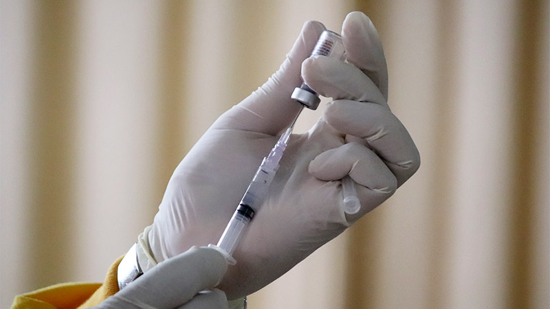 Les îles Canaries vont vacciner les étrangers résidant légalement sur leur territoire mais ne possédant pas de carte de santé espagnole
